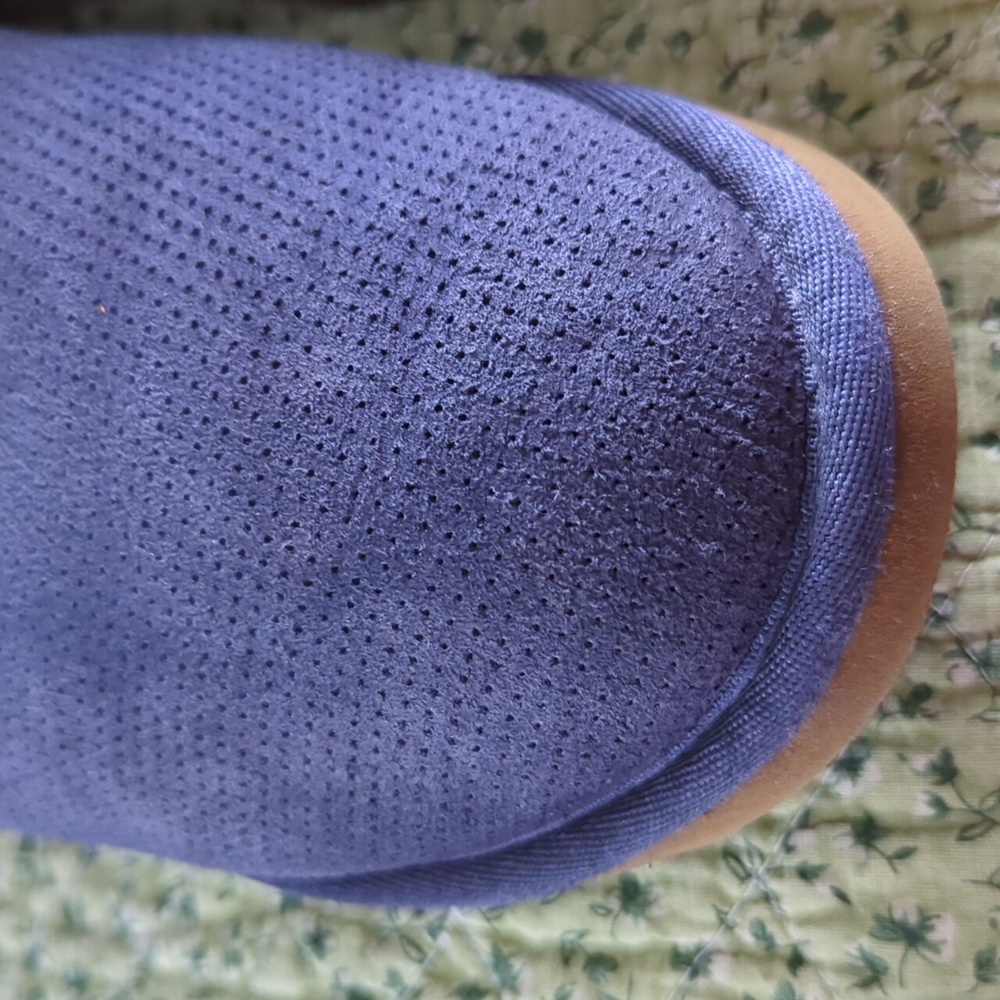 UGGs - Picture 10 of 10